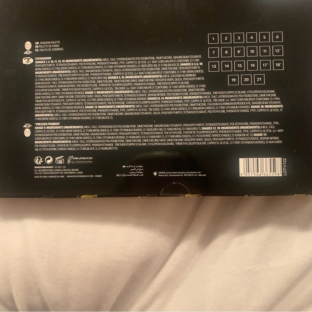 Makeup Revolution X Friends Take a Drive Shadow Palette